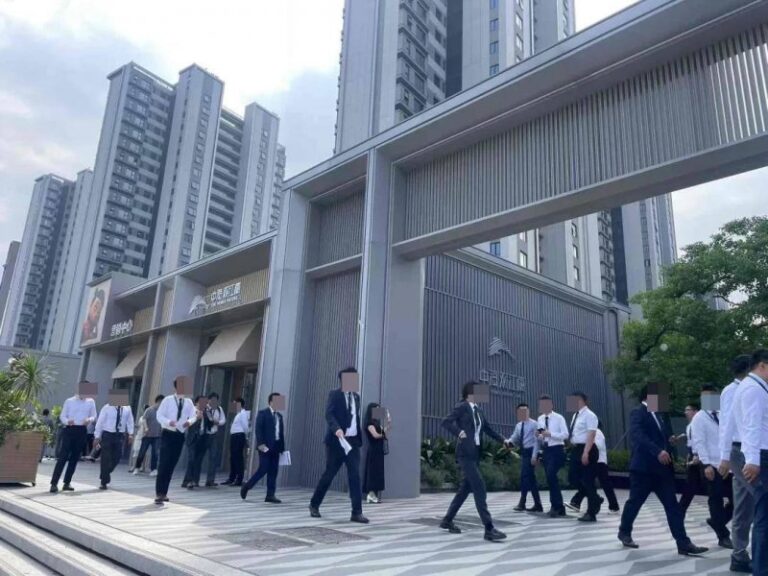 南京中央商场第三季度归母净亏损3515万