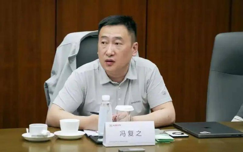 王府井拟曝光挂牌转让商业物业公司100%股权